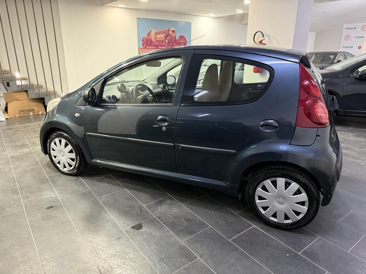 Peugeot 107 1.0 68CV 3p. Desir