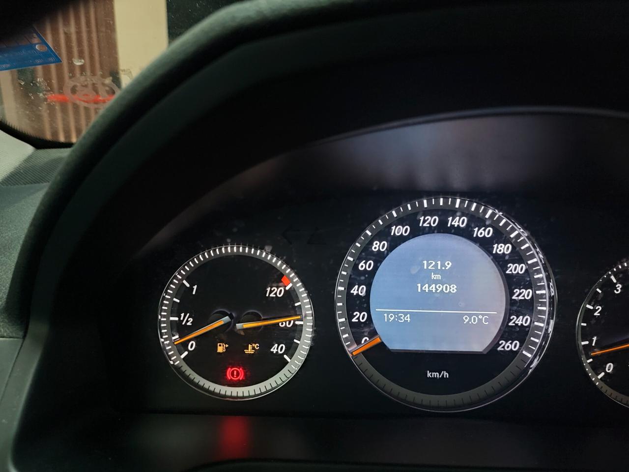 MERCEDES CLASSE C200 BERLINA A METANO POCHI KM GANCIO