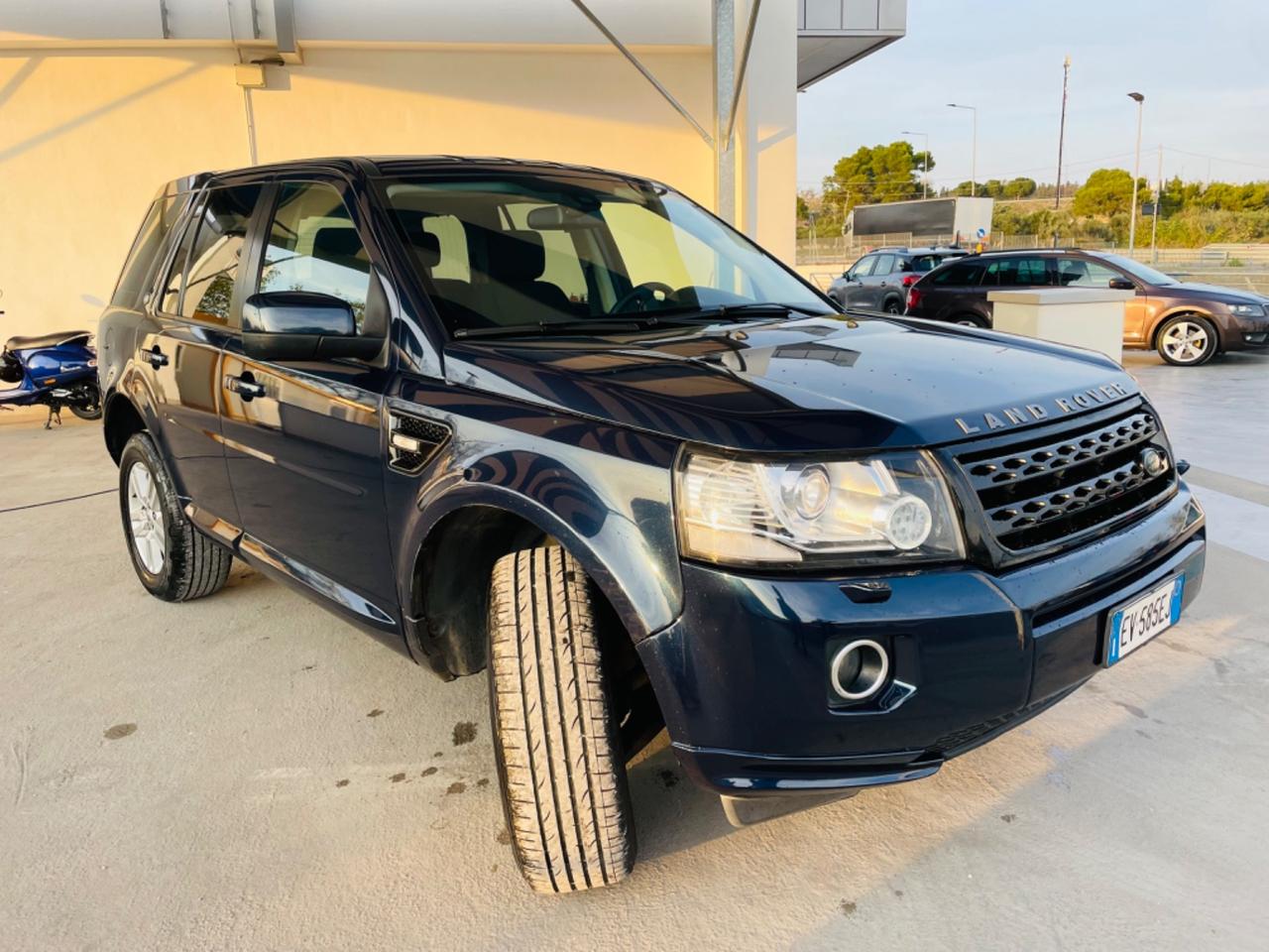 Land Rover Freelander 2.2 TD4 S.W. SE