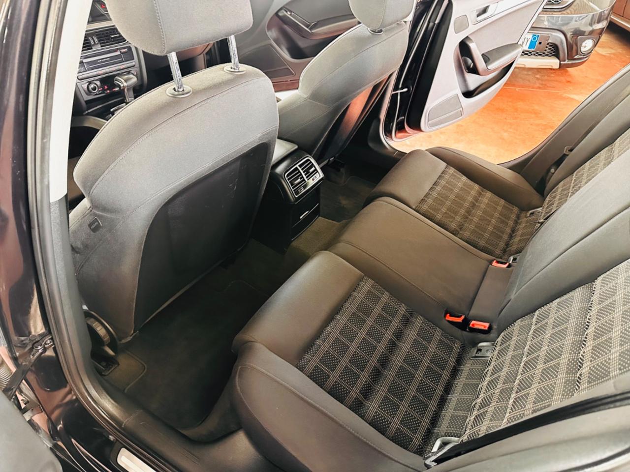 Audi A4 2.0 TDI 177 CV 4x4 S-Tronic Gancio Traino
