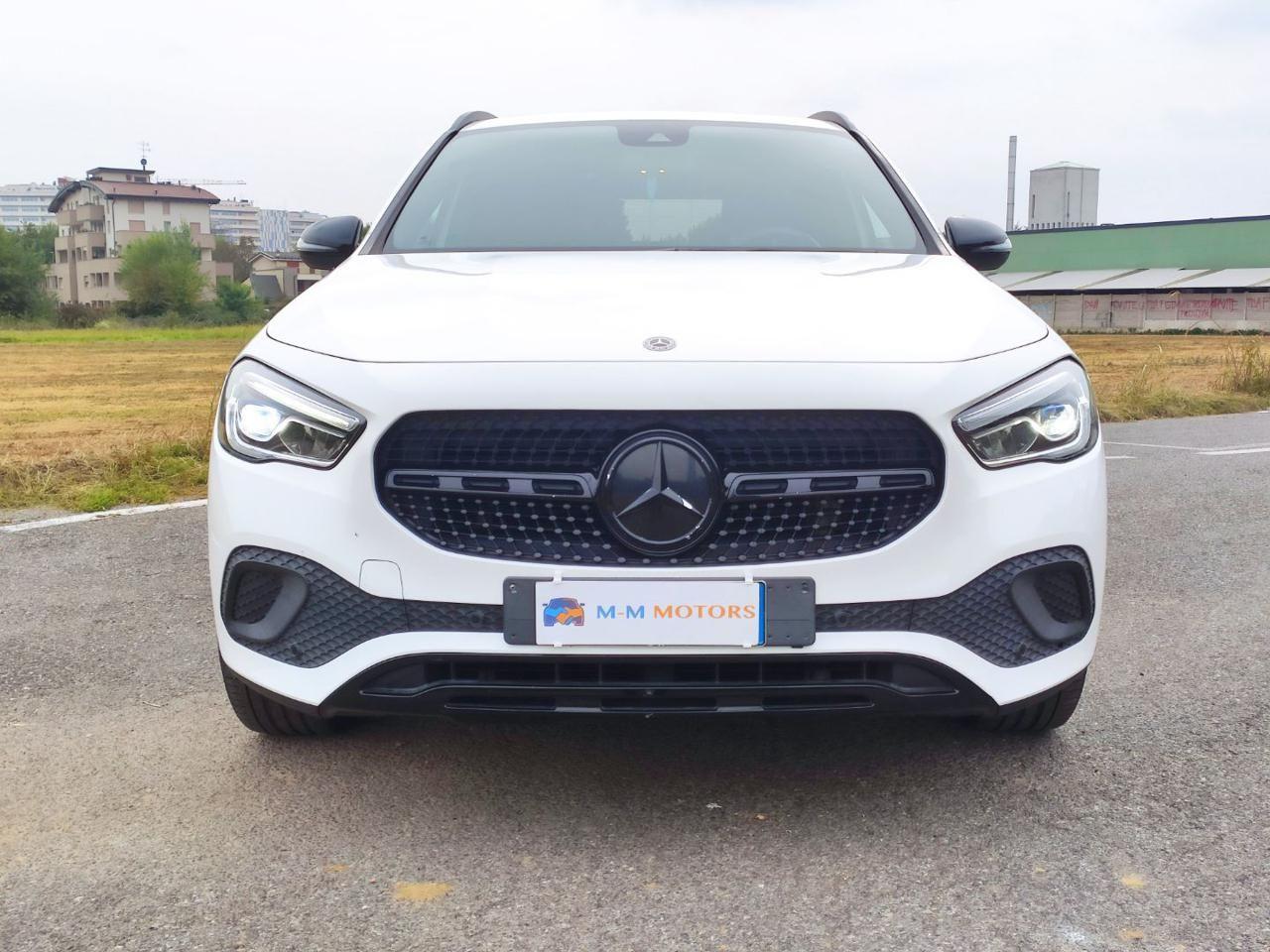 MERCEDES-BENZ GLA 200 Automatic Sport Plus