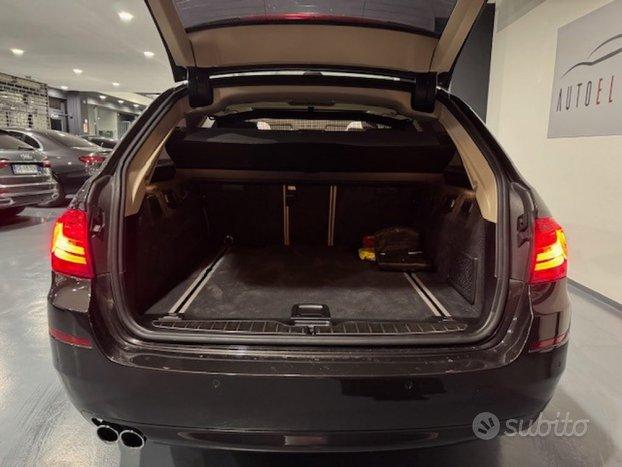 BMW 520 d xDrive Luxury Line/TETTO PANORAMICO