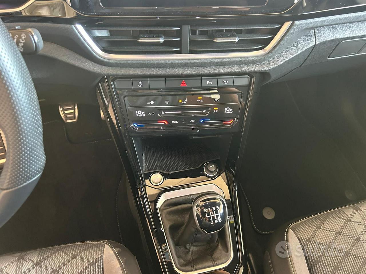 Volkswagen T-Roc 1.0 TSI R-Line