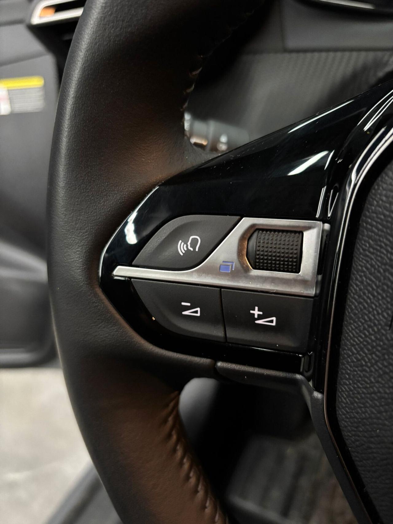 Peugeot 208 1.2 PureTech 100 Stop&Start 5 porte Allure