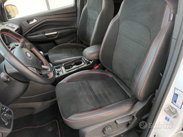 Ford Kuga 1.5 tdci ST-Line 120cv