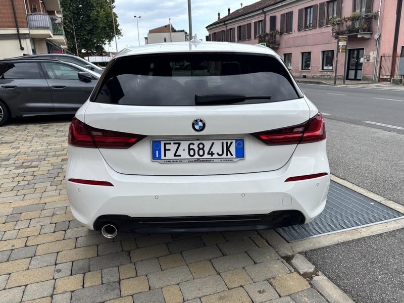 BMW 118 i Advantage 140cv auto FULL LED-NAVI-18"