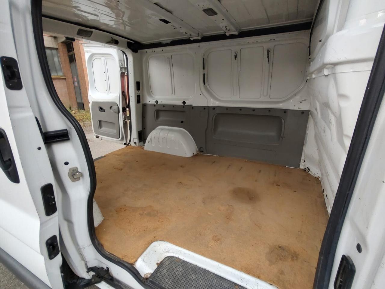 Renault Trafic T27 2.0 dCi/115 PC-TN Furgone Ice