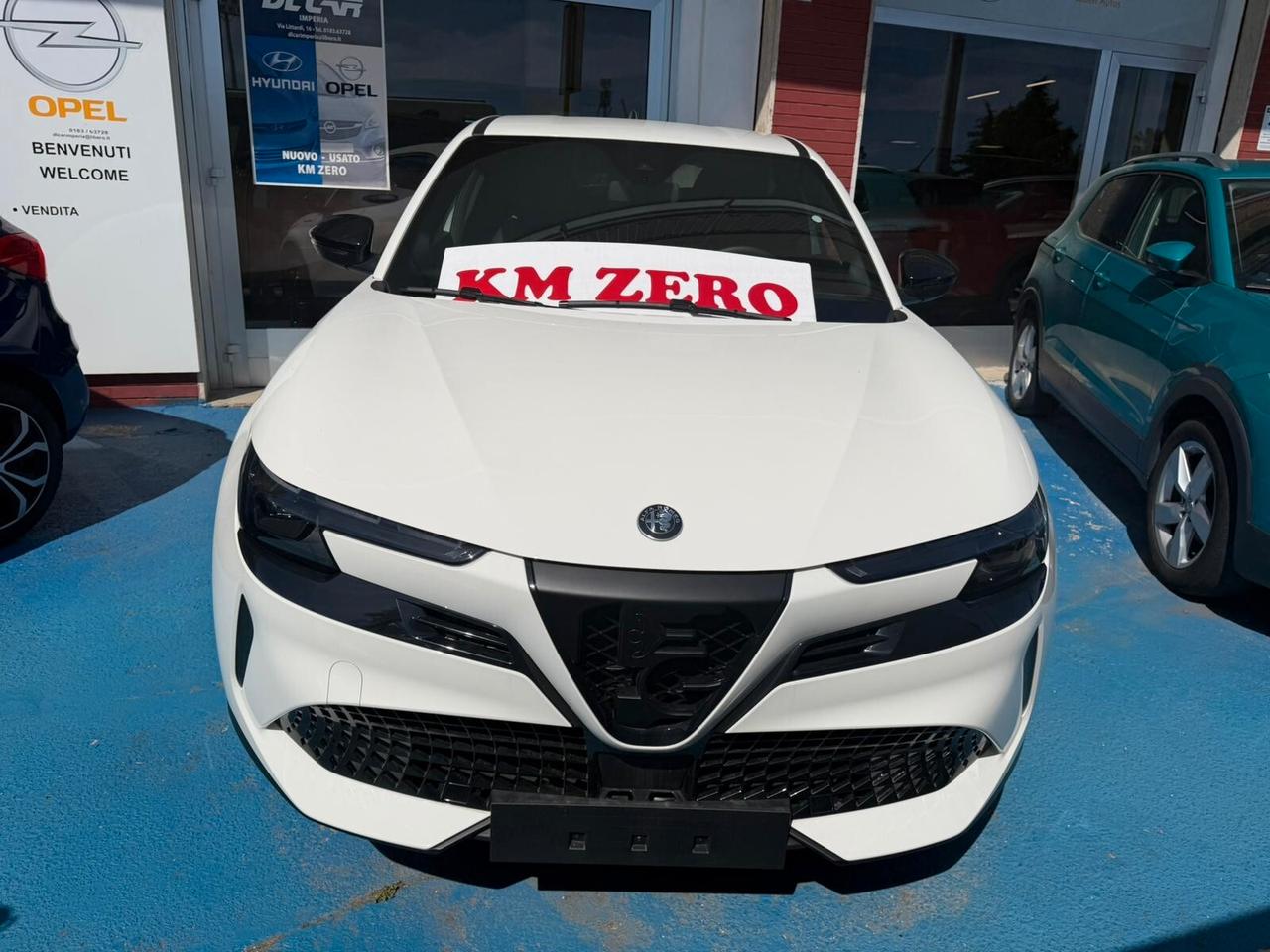 Alfa Romeo Junior ALLESTIMENTO VELOCE + PACCHETTI