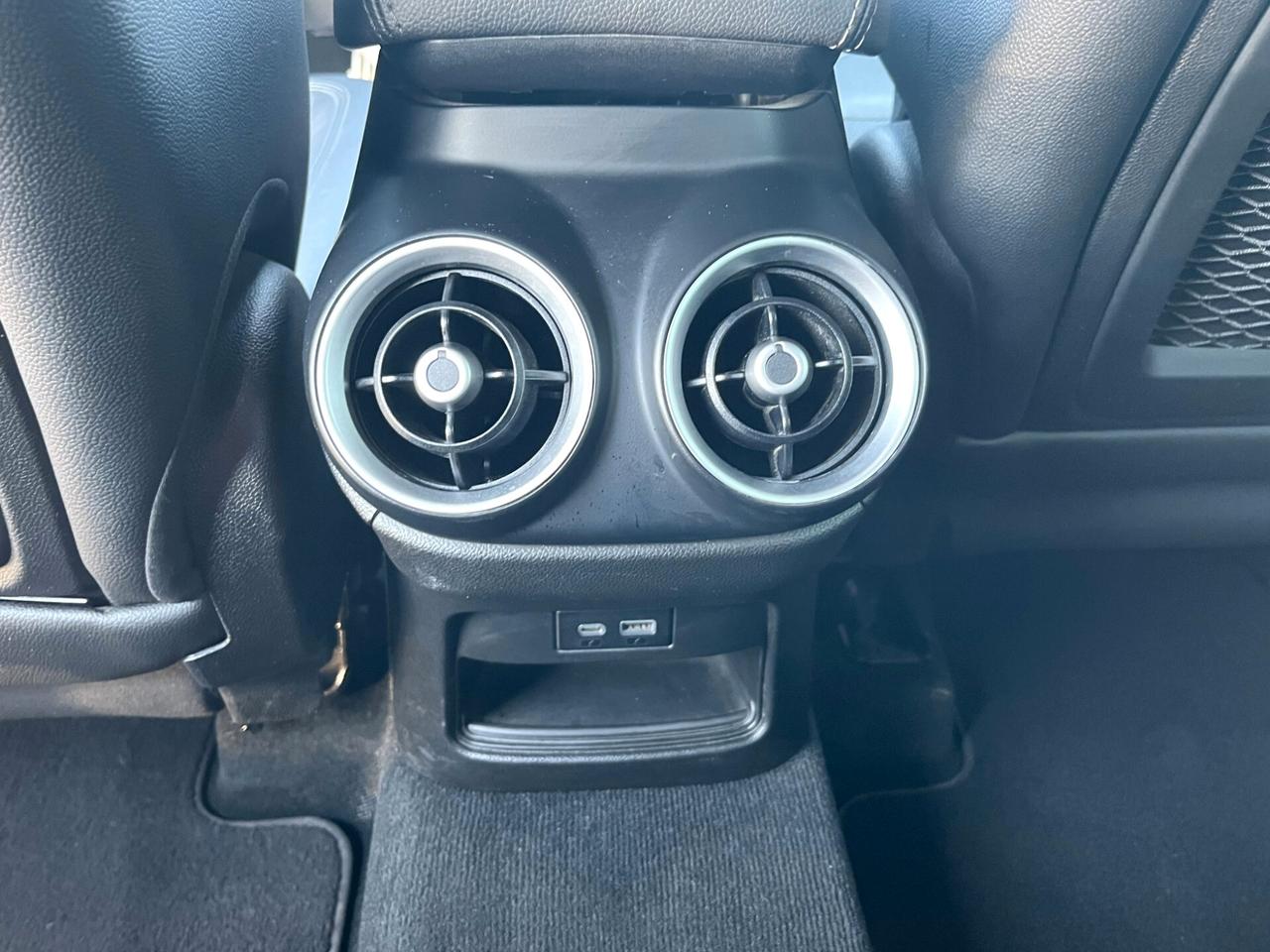 Alfa Romeo Stelvio 2.2 Turbodiesel 160 CV AT8 RWD Super Business