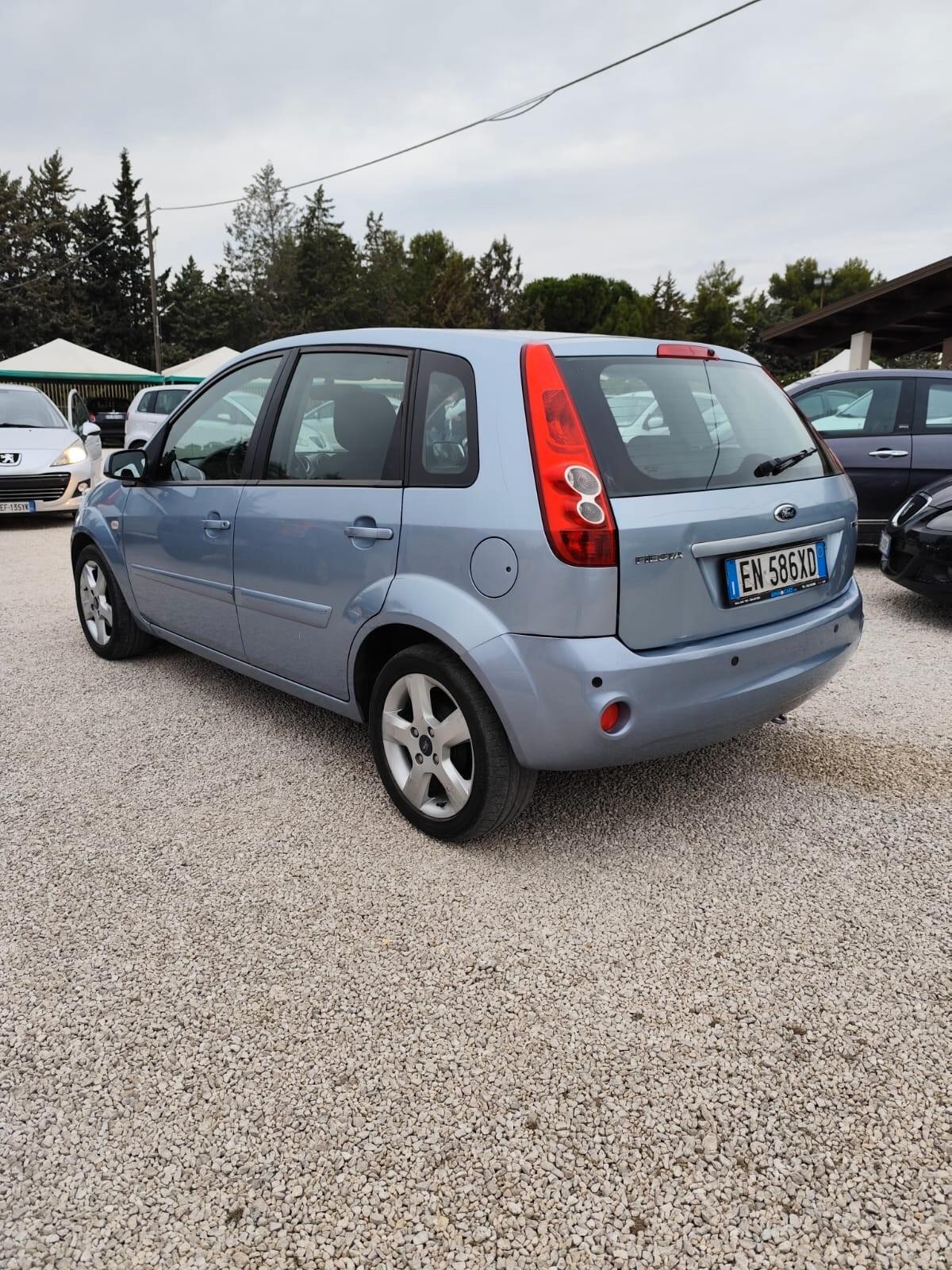 Ford Fiesta 1.4 TDCi 5p. Ghia