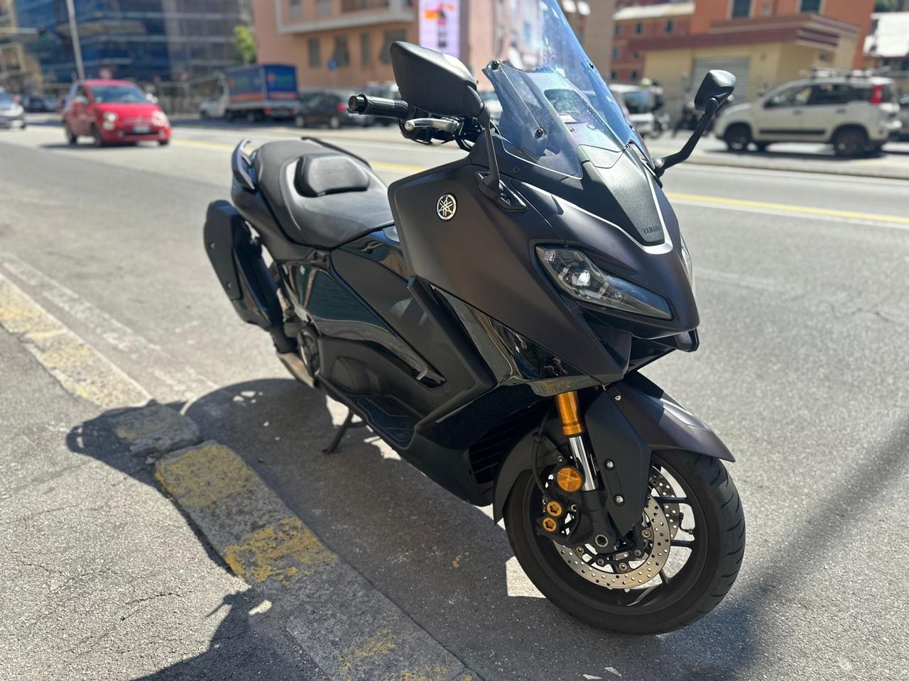 Yamaha TMAX 560 Tech-Max Appena Tagliando