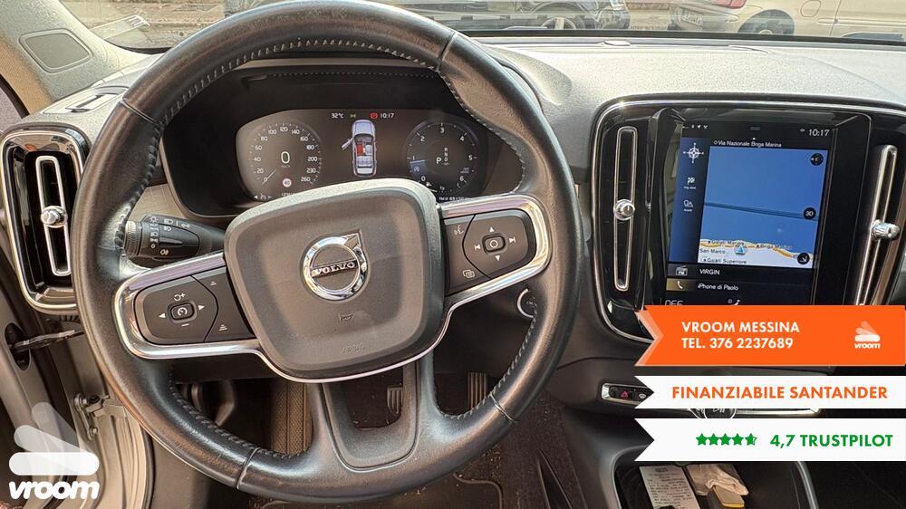 VOLVO XC40 (2017-->) XC40 D4 AWD Geartronic Mom...