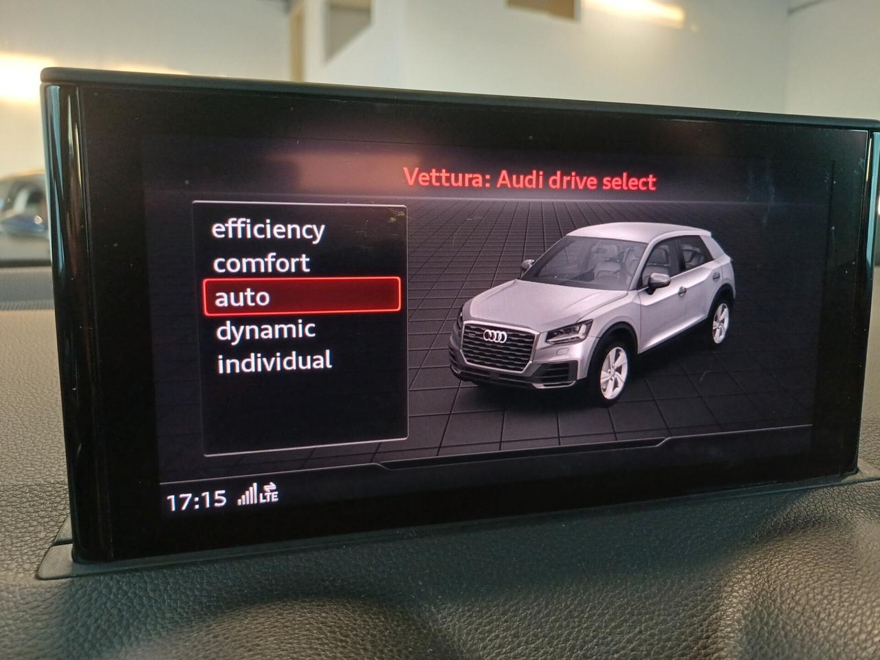 Audi Q2 35 TDI S tronic Black Edition