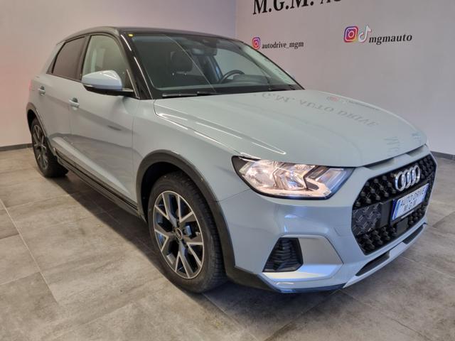 AUDI A1 citycarver 30 TFSI