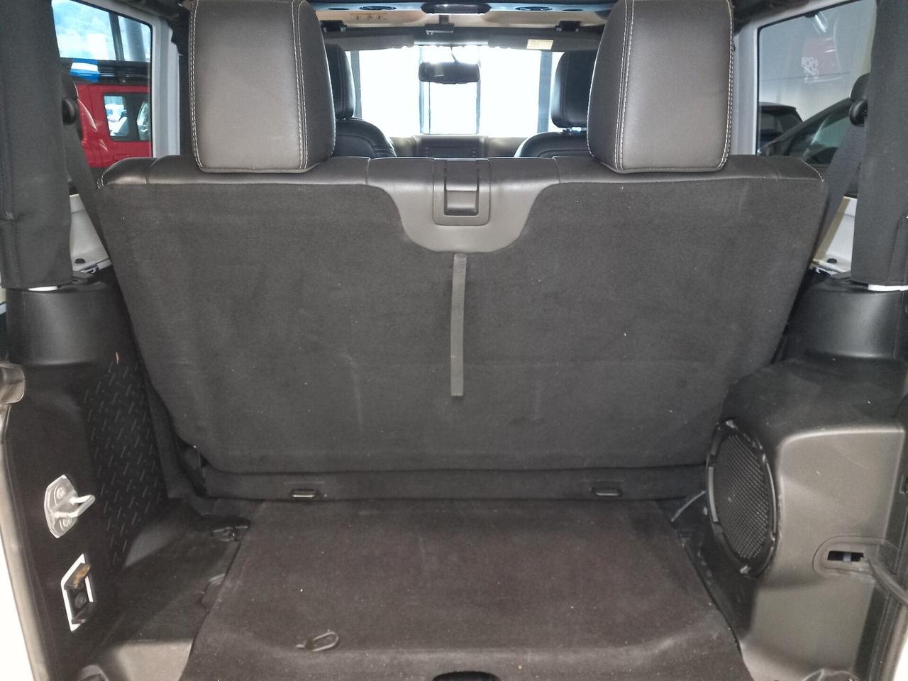 Jeep Wrangler 2.8 CRD DPF Rubicon X Auto 70.000 KM