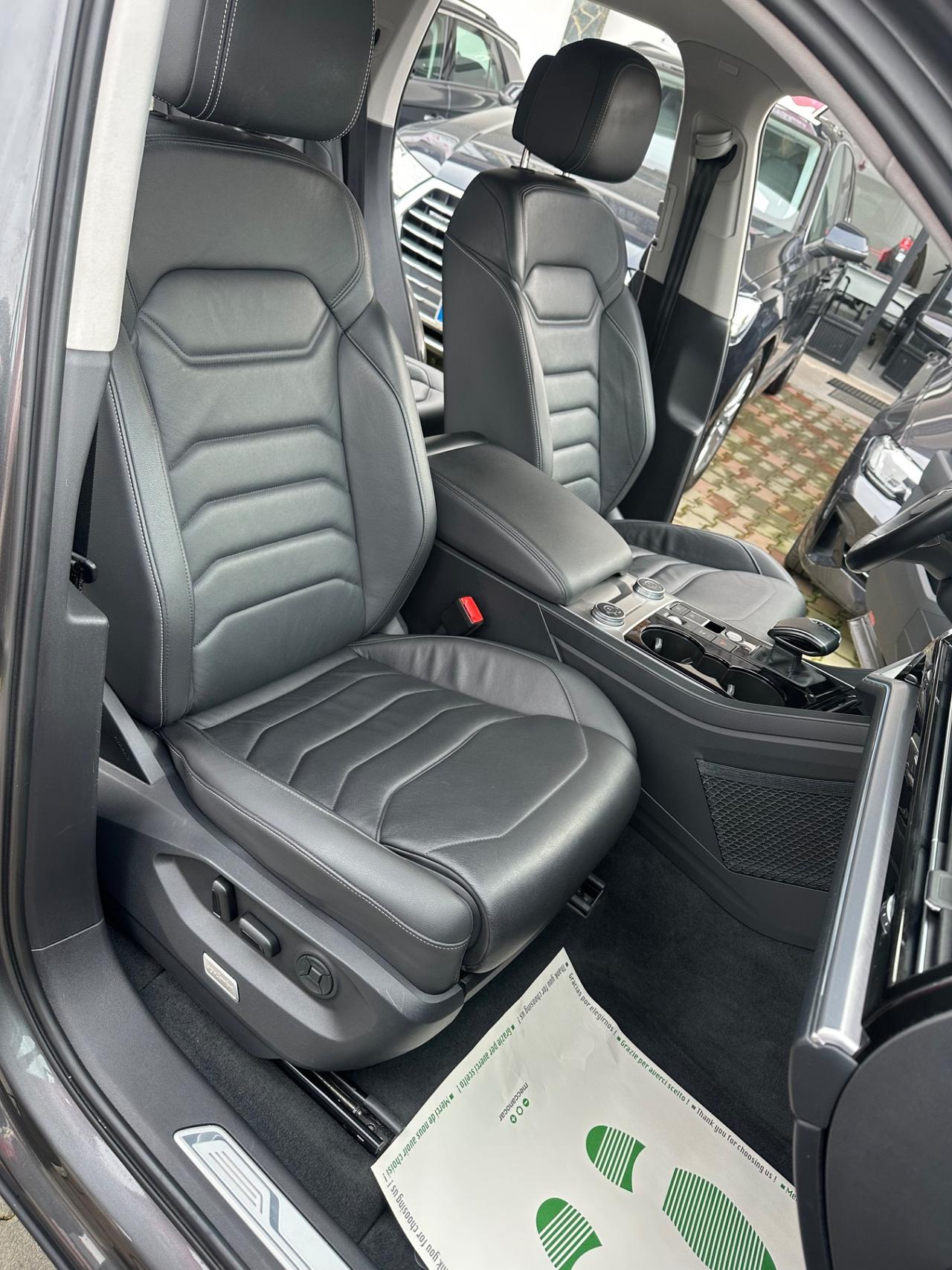 Volkswagen Touareg 3.0 V6 TDI SCR R-Line