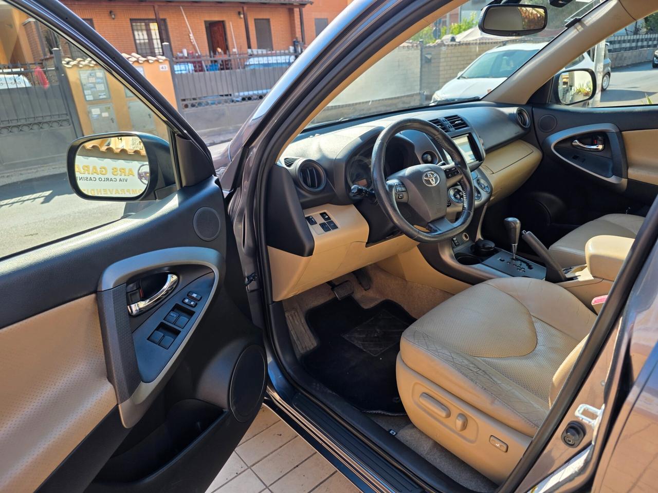 Toyota RAV 4 RAV4 Crossover 2.2 D-Cat A/T 150 CV Luxury