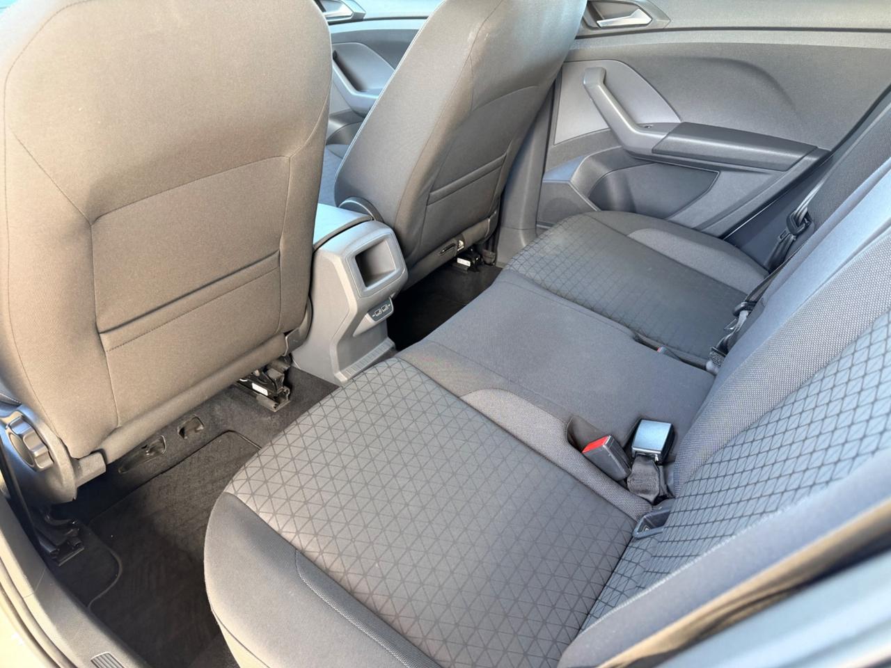 Volkswagen T-Cross 1.6 TDI DSG SCR Advanced BMT