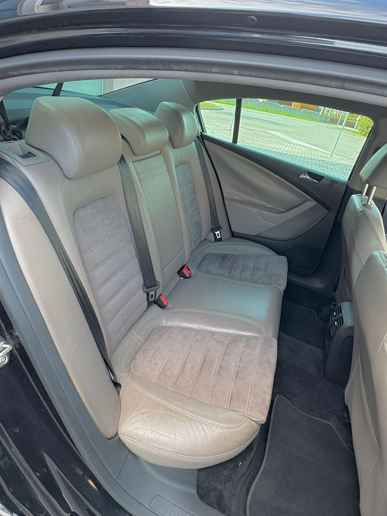 Volkswagen Passat 2.0 TDI DPF Highline