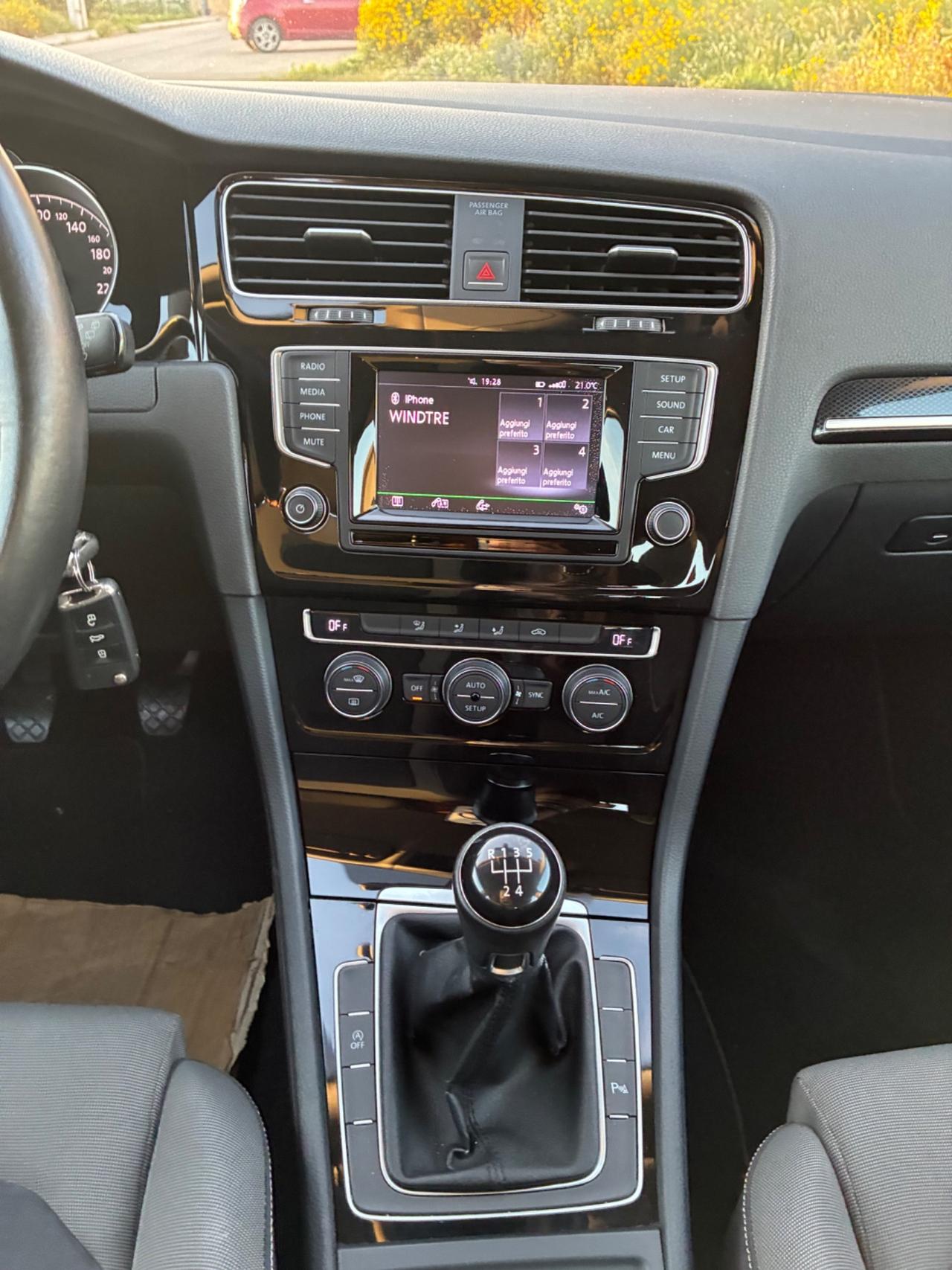 Volkswagen Golf 1.6 TDI 5p. Trendline BlueMotion Technology