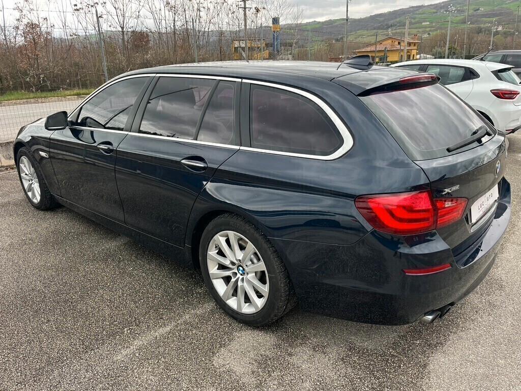 Bmw 525 525d xDrive Touring Luxury