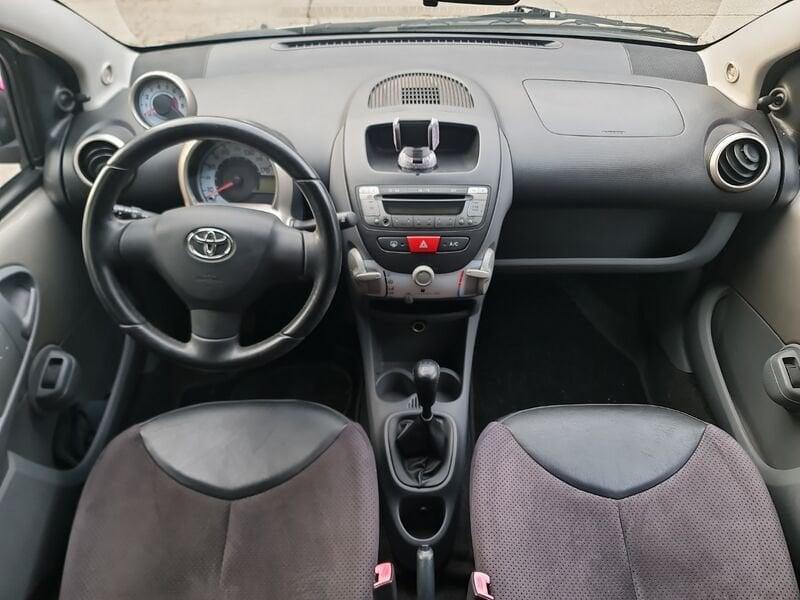 Toyota Aygo Aygo 1.0 12V VVT-i 5 porte Now