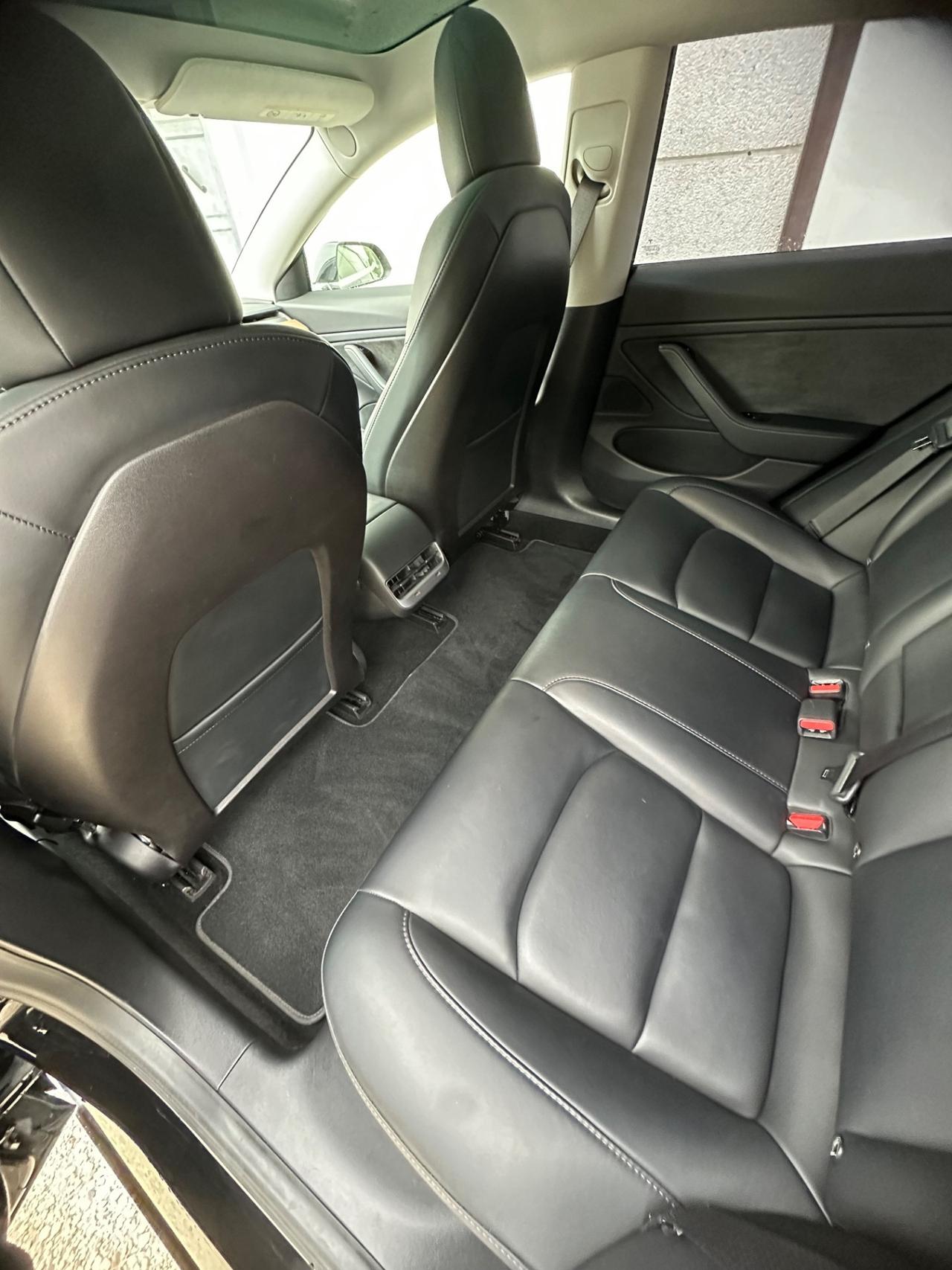 Tesla Model 3 Long Range Dual Motor AWD