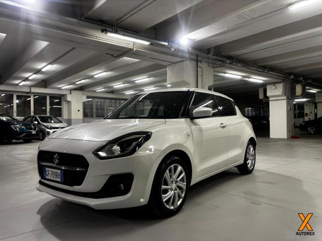 SUZUKI Swift 1.2 Hybrid Top