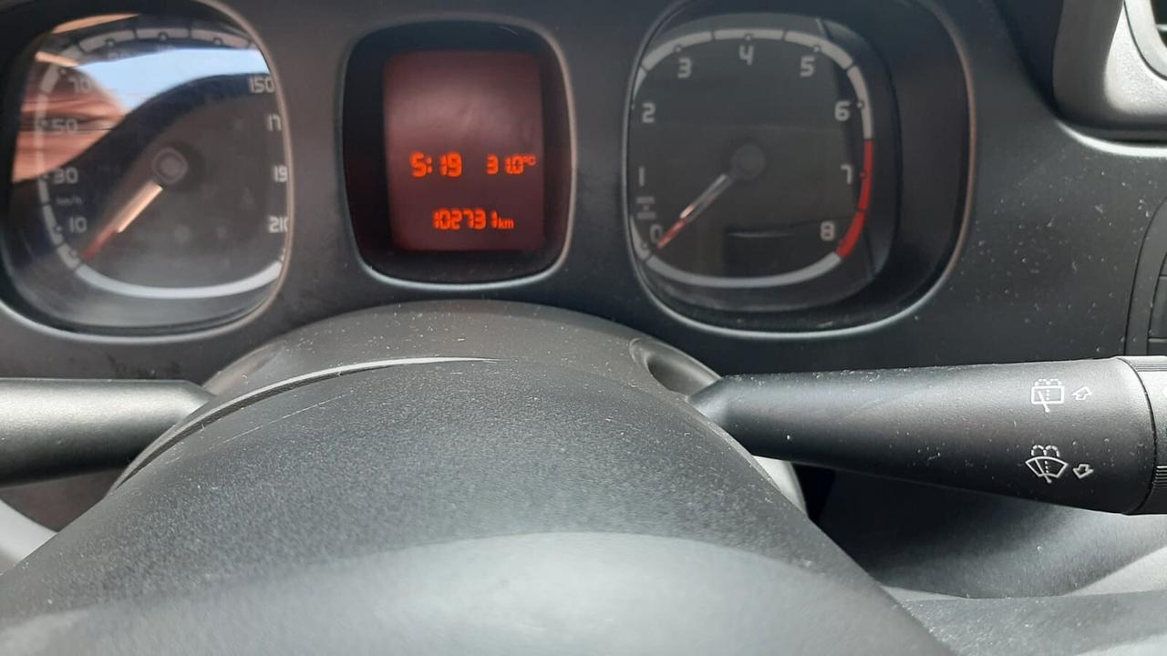 FIAT PANDA 1.2 Easy 2016 neopatentati