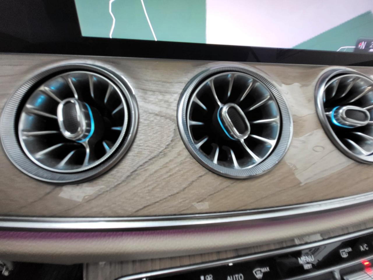 Mercedes-benz E 220 d 4Matic Premium Plus