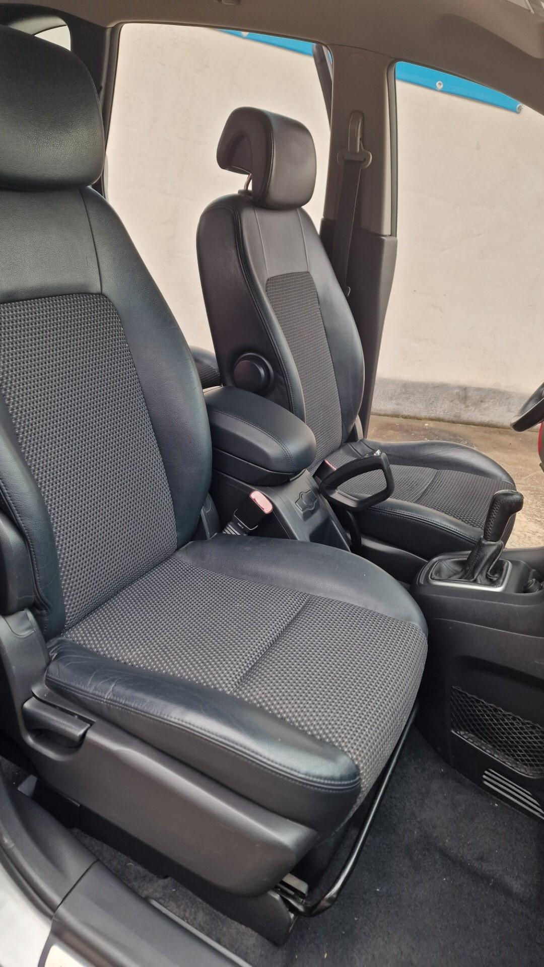 Chevrolet Captiva 2.0 VCDi LT 7 POSTI