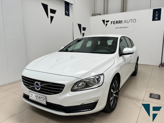 VOLVO V60 D2 Geartronic Dynamic Edition