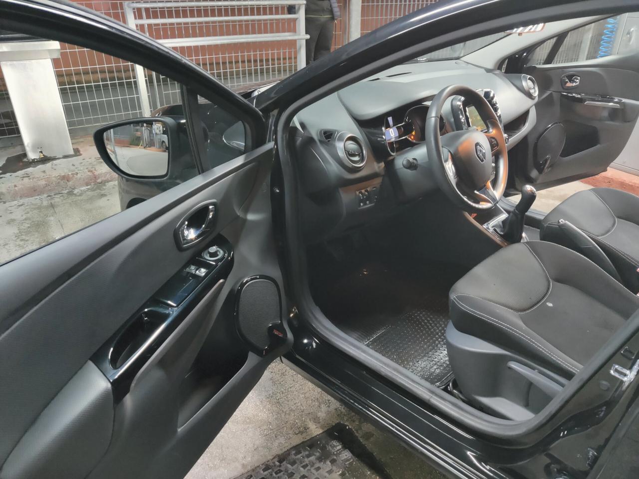 Renault Clio 1.5 dCi 8V 90CV 5 porte Costume National