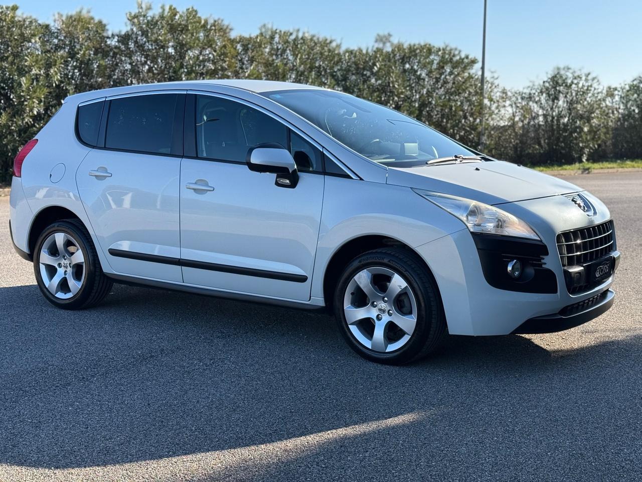Peugeot 3008 1.6 HDi 115CV Business