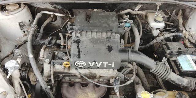 TOYOTA Yaris 1.0i 16V cat 5 porte Sol Blue