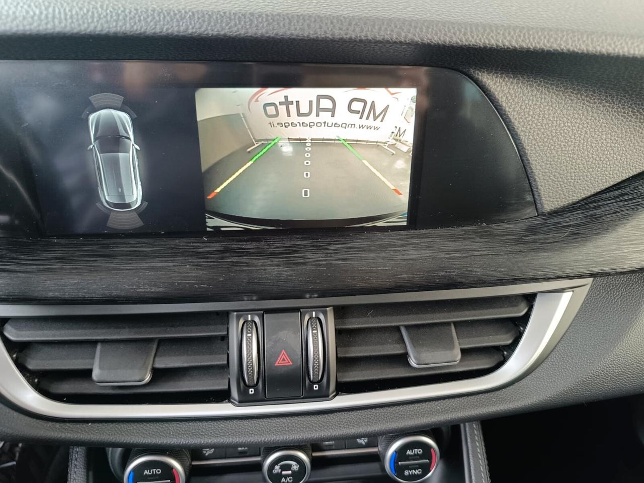 Alfa Romeo Stelvio 2.2 Turbodiesel 160 CV AT8 RWD Business Sport