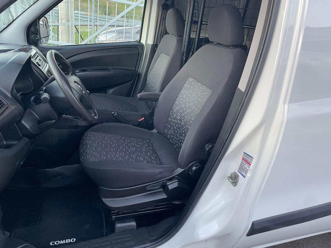 Opel Combo 1.6 CDTI 105CV