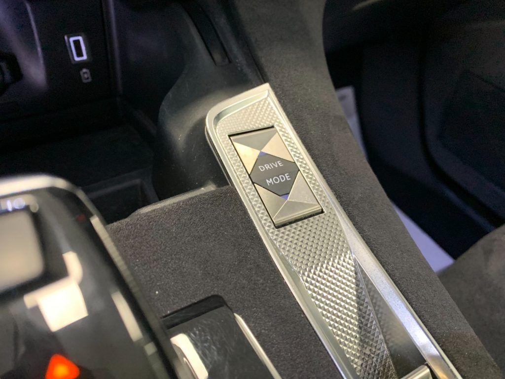 DS DS7 Performance Line + STRAFULL 1.5 BlueHDi AUTOMATICO