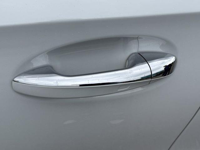 MERCEDES-BENZ A 250 e hybrid EQ AMG Line Premium