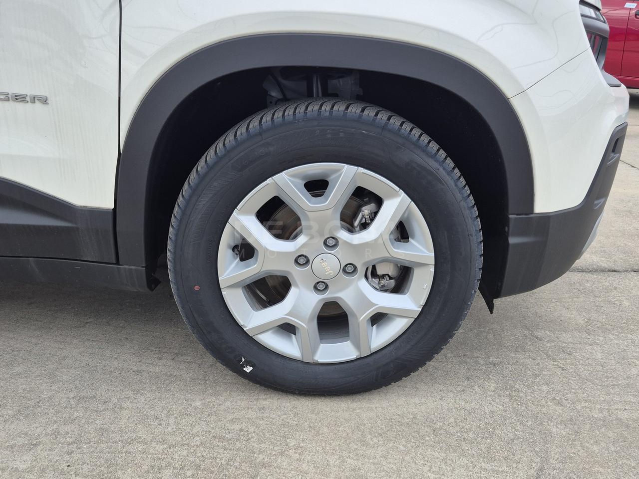 Jeep Avenger 1.2 turbo e-hybrid mhev altitude fwd 110cv edct6