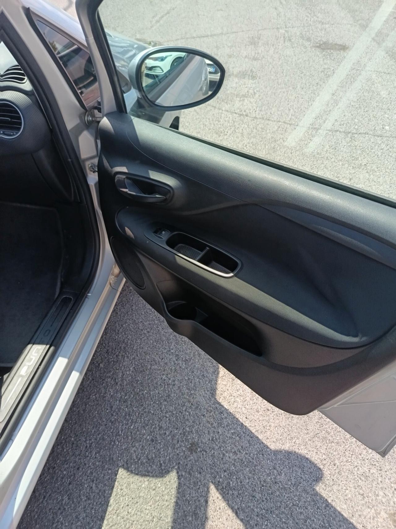 Fiat Punto Evo 1.4 5 porte S&S Dualogic Dynamic
