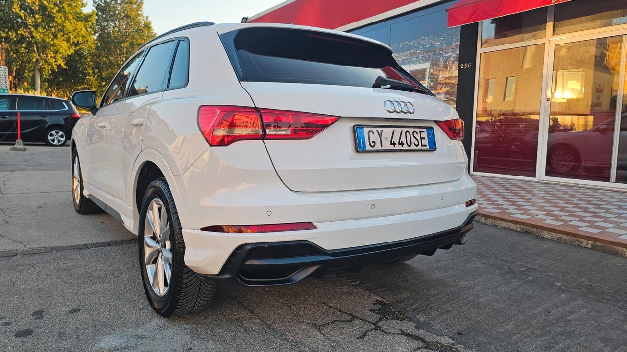 Audi Q3 35 TDI S tronic line edition