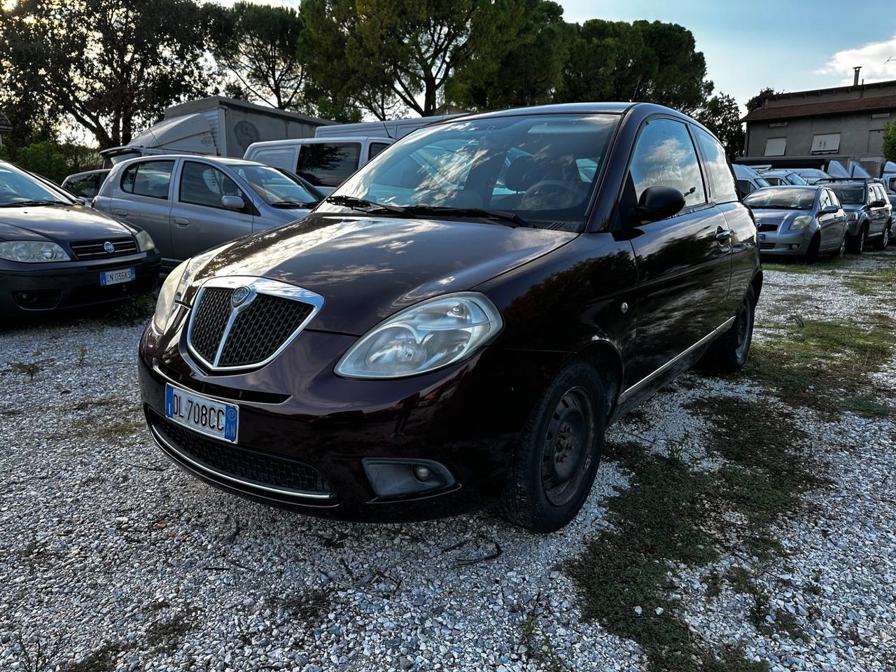 Lancia Ypsilon 1.2 Modamilano