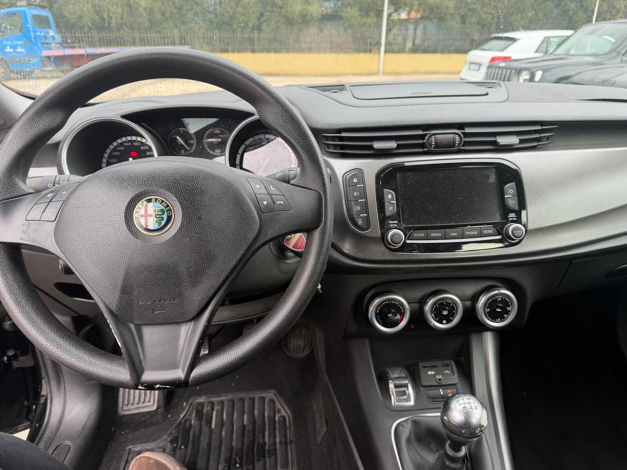 Alfa Romeo Giulietta 1.6 JTDm-2 105 CV Distinctive