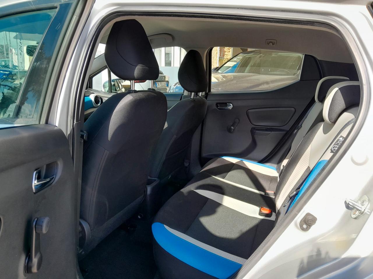 Nissan Micra 1.0L 12V 5 porte Acenta