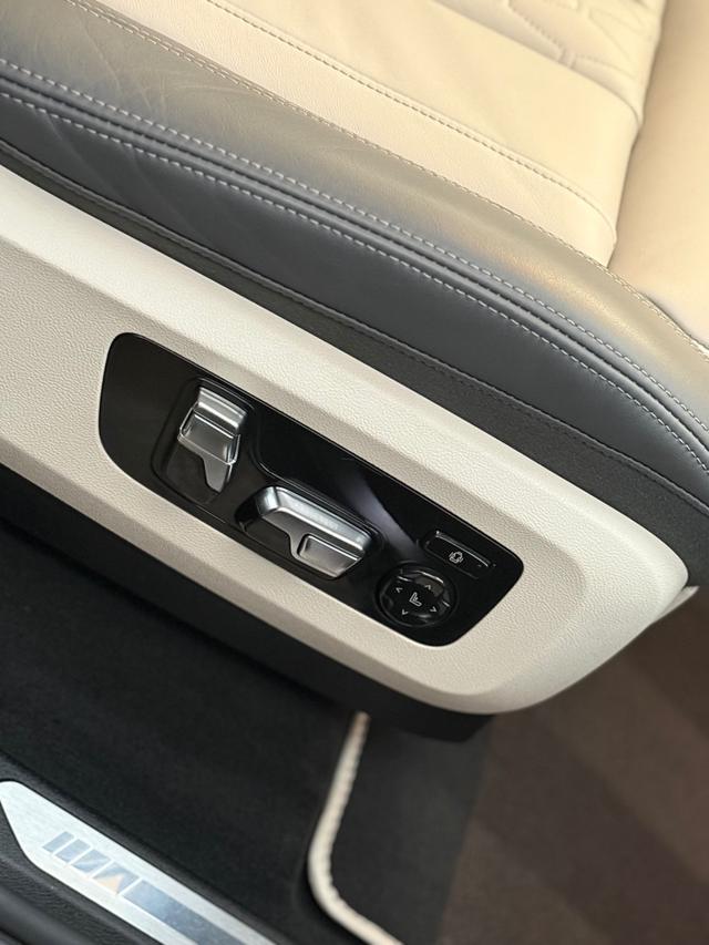 BMW X7 xDrive40d 48V