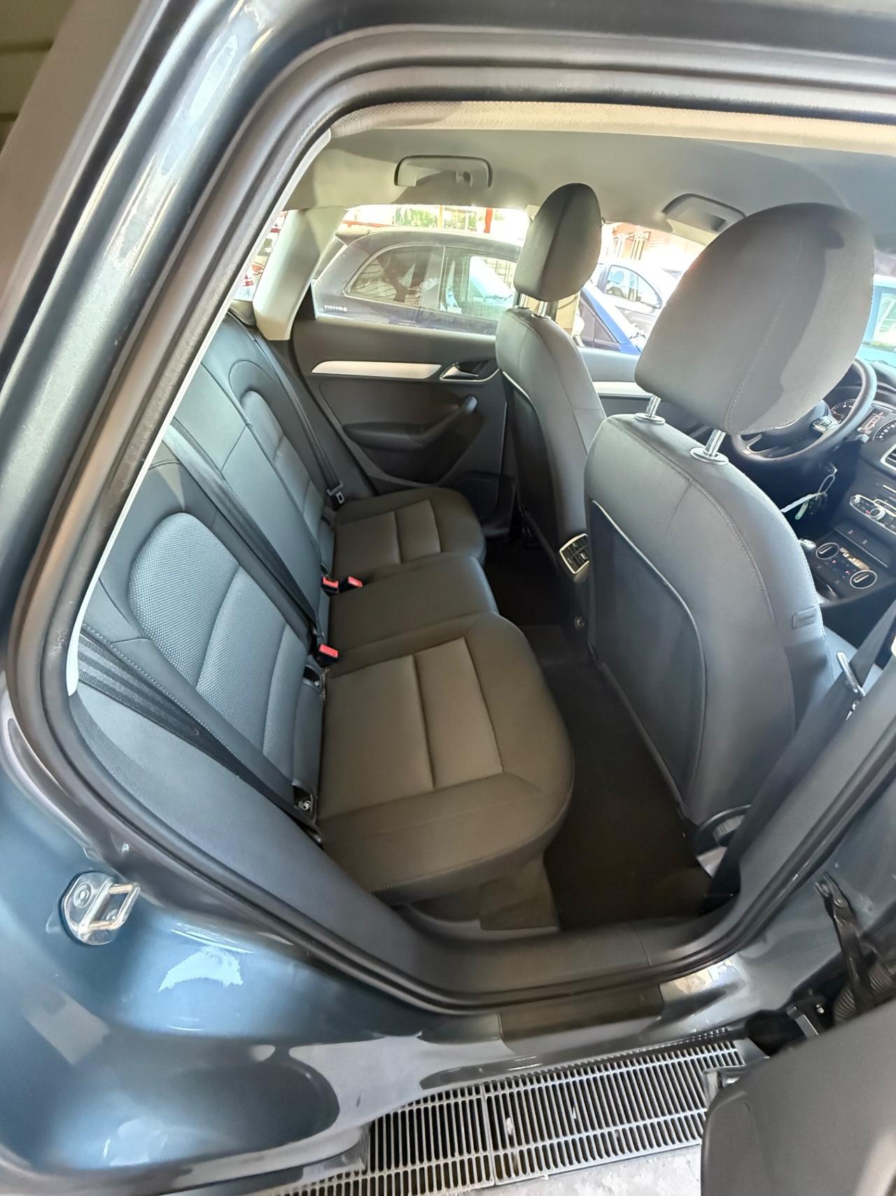 Q3 2.0 TDI 150 CV -unipro-rate-garanzia-s-line-
