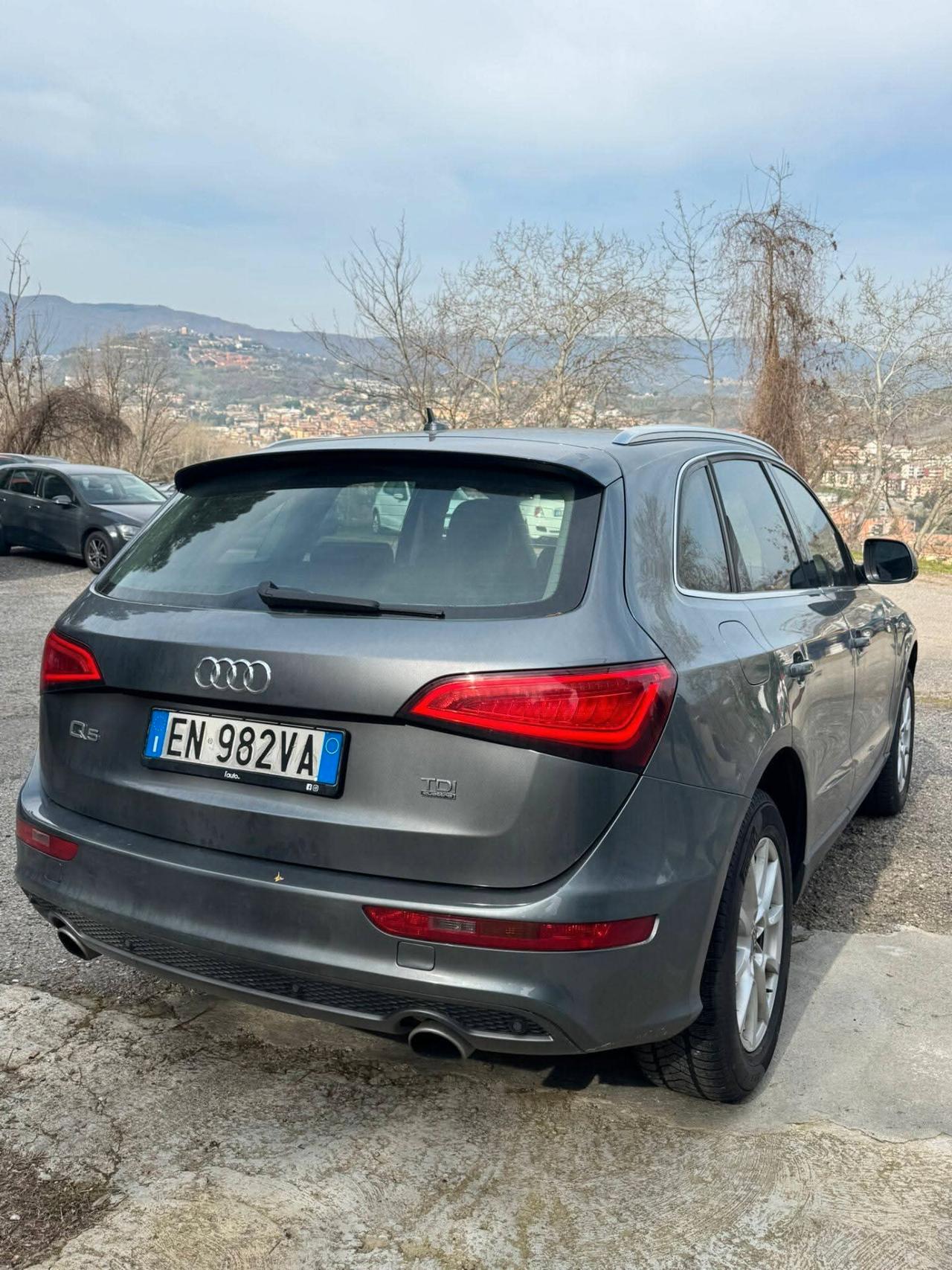 audi Q5 3.0 v6 245cv gancio traino