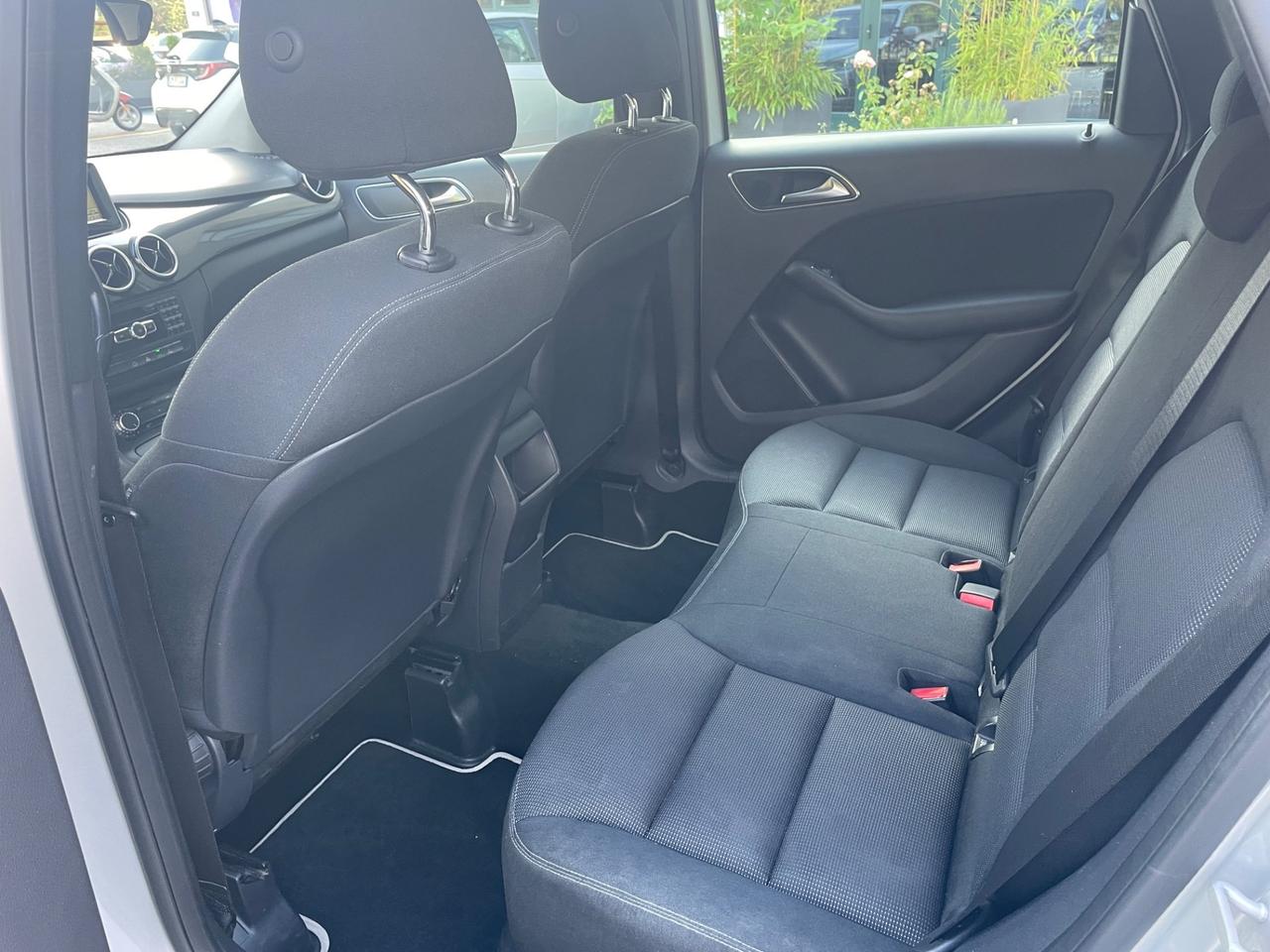 Mercedes-benz B 180 CDI Automatik*Navi*Retrocamera*