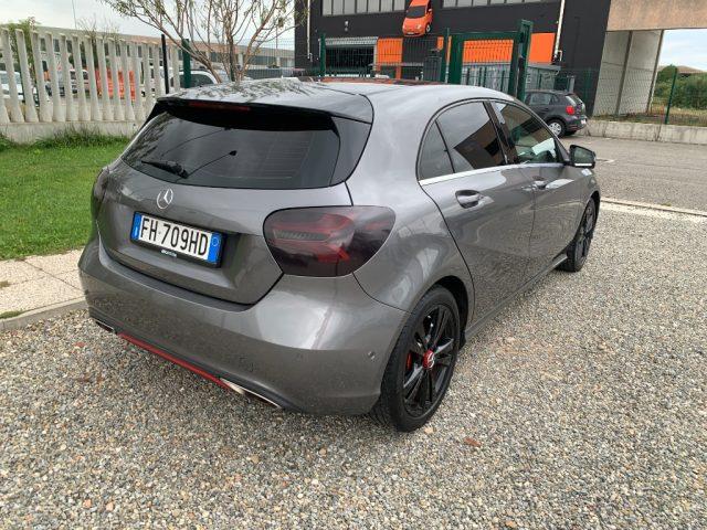 MERCEDES-BENZ A 180 Premium